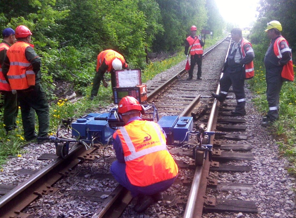 Дефектоскопия рельсов Дефектоскопия рельсов